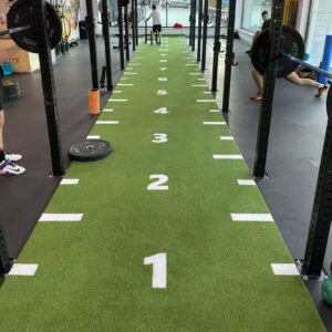 Heavy Sprinttrack genummerd in lichtgroen en wit